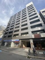 上三青山ハイツの外観