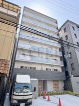 ACT DOORS 天六の外観