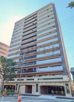 プレジオ阿波座の外観