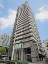 ロイヤルタワー大阪谷町の外観