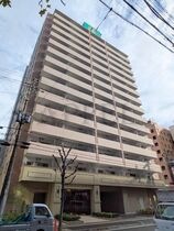 スプランディッド江坂駅前の外観