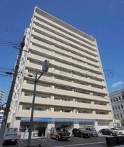W.O.B.KYOBASHIの外観