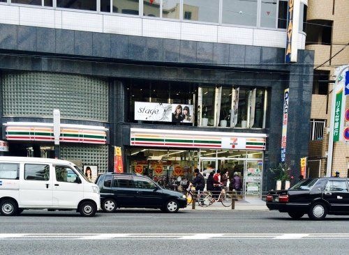 セブン-イレブン 大阪今福鶴見駅前店