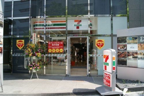 セブン-イレブン梅田曽根崎新地2丁目店