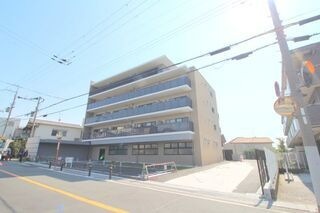 写真:トリニティ豊中本町の外観