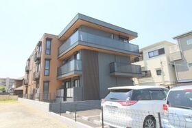 O-crest池田桃園の外観
