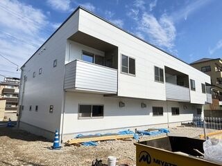 写真:REBORN新町の外観