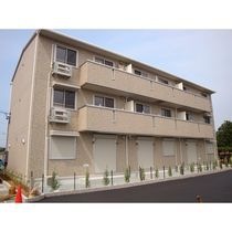 グリュックⅢ B棟の外観