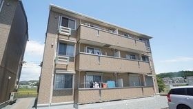 グリュックⅢ C棟の外観