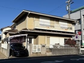 下弁財津興一戸建ての外観