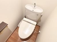 シャワー付きトイレ