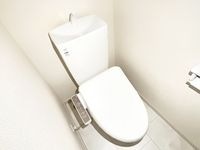 シャワー付きトイレ