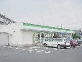 ファミリーマート久居北口店