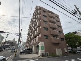 ウノモリックス の外観