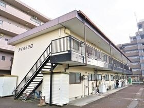 アイハイツB棟の外観