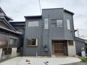 小林町貸家の外観