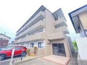 エバーグレース西富田の外観