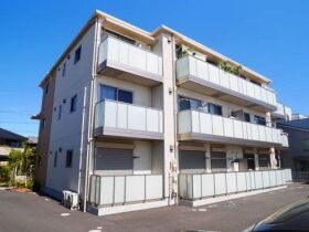 Premias 平町の外観