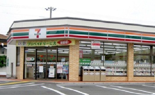 写真：セブンイレブン四日市十七軒町店