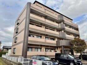 アインスフライハイトの外観
