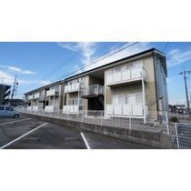SurplusウィステリアCの外観