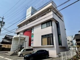 平田駅前プラザの外観