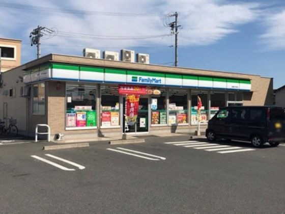 ファミリーマート鈴鹿白子町店
