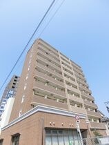 クローバー・グランデ昭和町の外観