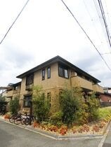 セジュール照ヶ丘の外観
