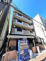 S.field長居の外観