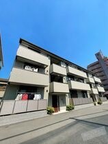 ソレーユ 司の外観