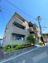 コンフォール長居東の外観