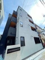 L fino岸里WESTの外観