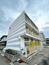 レオパレスヒヨシの外観
