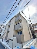 F asecia Kastaliaの外観