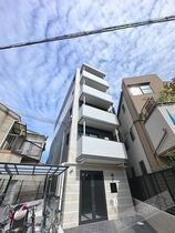 GRAND STEADY西田辺の外観