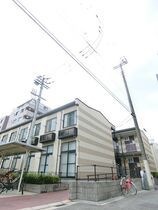 レオパレスユーアイの外観