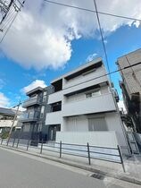 ディアコート鷹合の外観