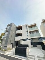 クラシスト苅田EASTの外観