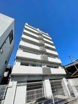 ルシール田辺の外観