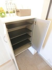 シューズボックス