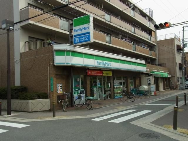 ファミリーマート大今里店