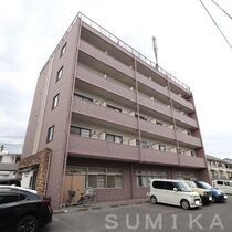セントラル参番館の外観