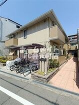 エクシードティアラの外観