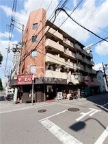 ヴァンコート三軒家東の外観