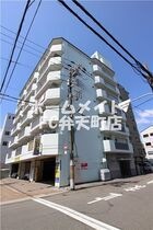 メゾンロイヤルの外観