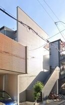 Orient春日出北の外観