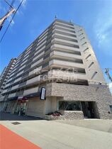 ロイヤルハイツ河田の外観