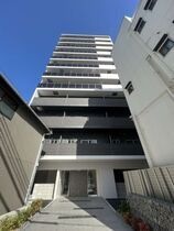 プレサンスNEO九条ディアシスの外観