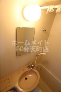 コンパクトで使いやすい洗面所